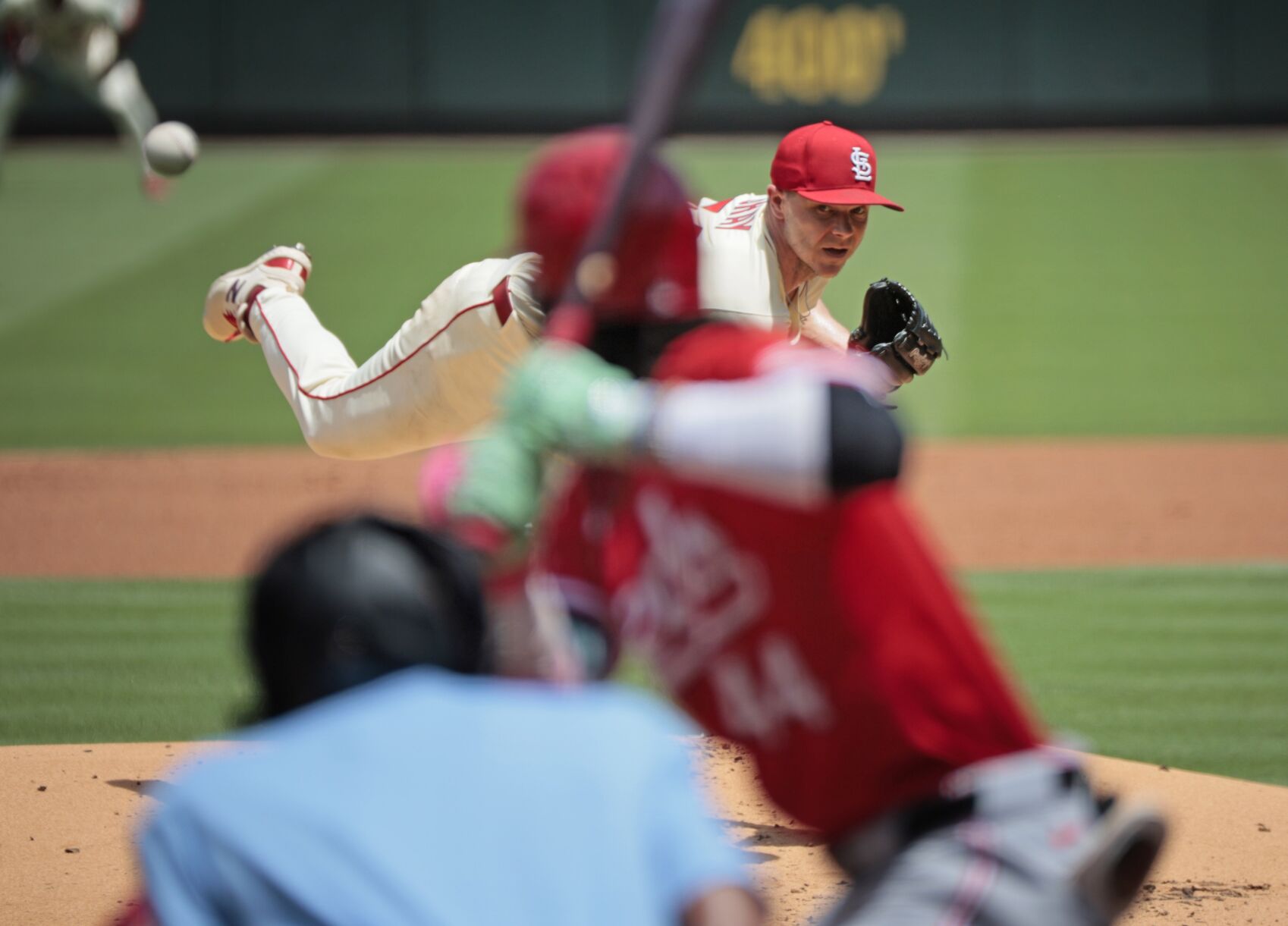 St. Louis Cardinals host the Cincinnati Reds